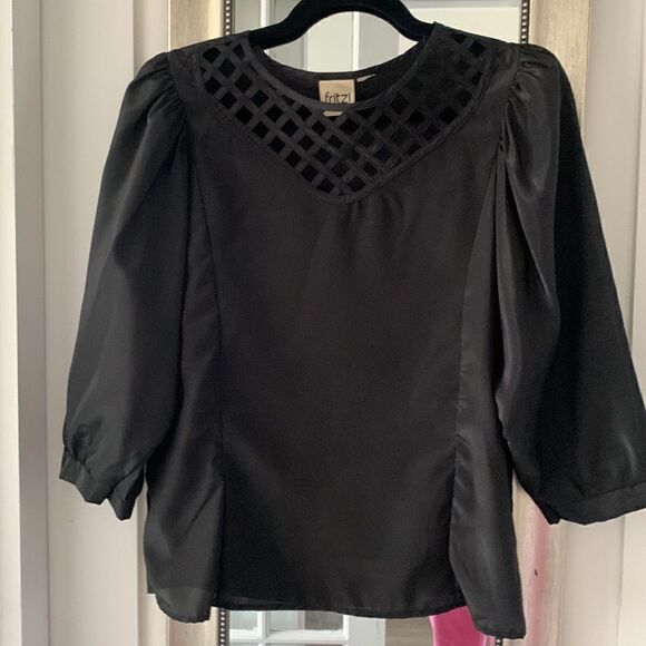 VINTAGE BLACK BLOUSE - Picture 6 of 13